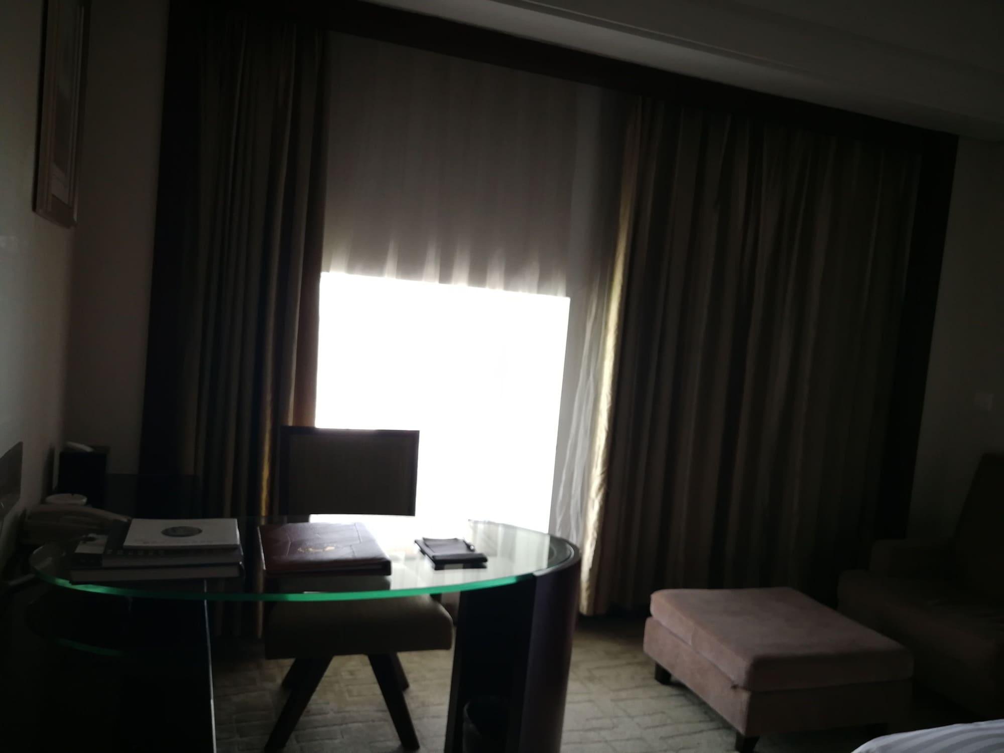 גואנגג'ואו Daysun International Hotel מראה חיצוני תמונה