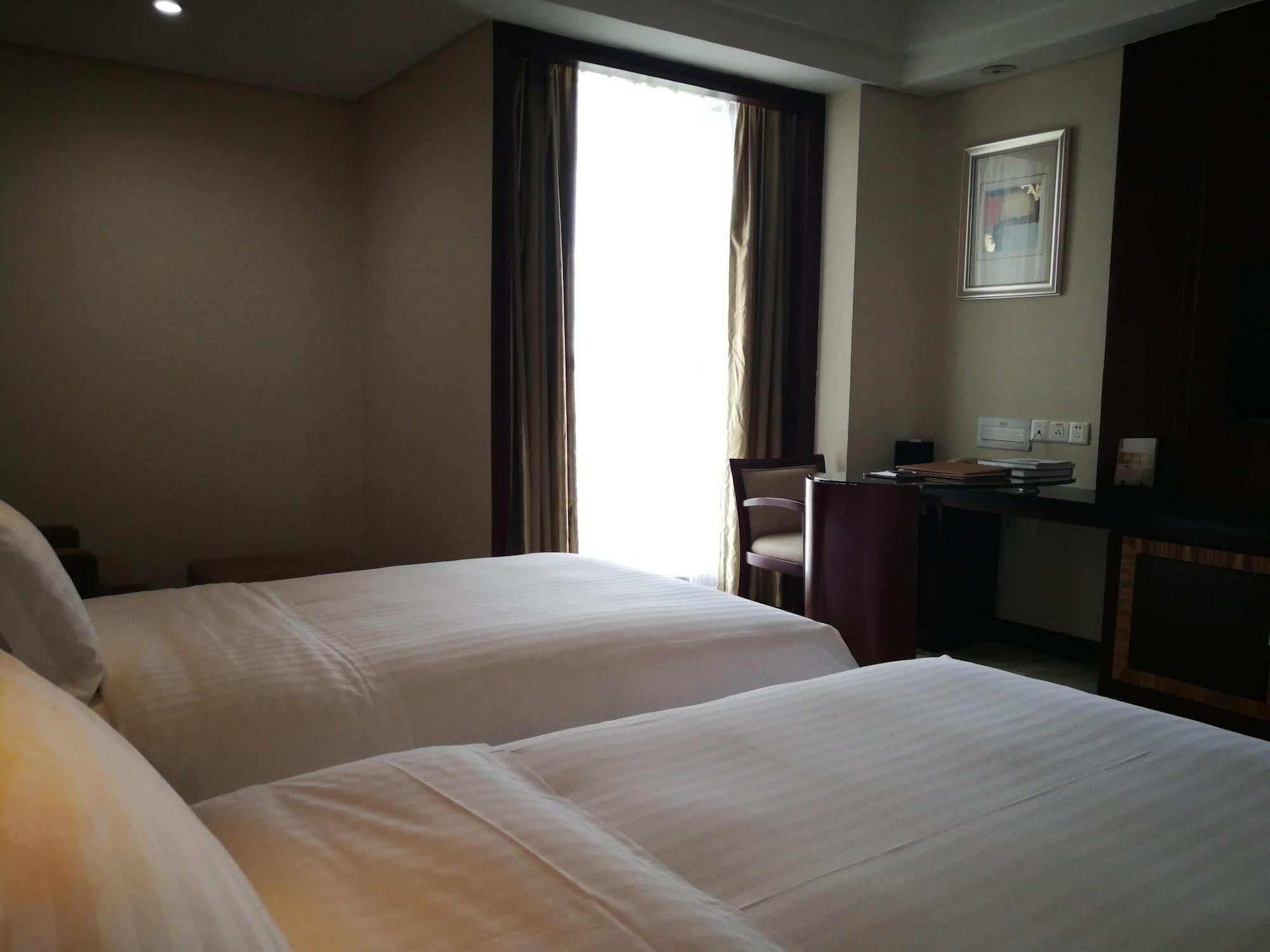 גואנגג'ואו Daysun International Hotel מראה חיצוני תמונה