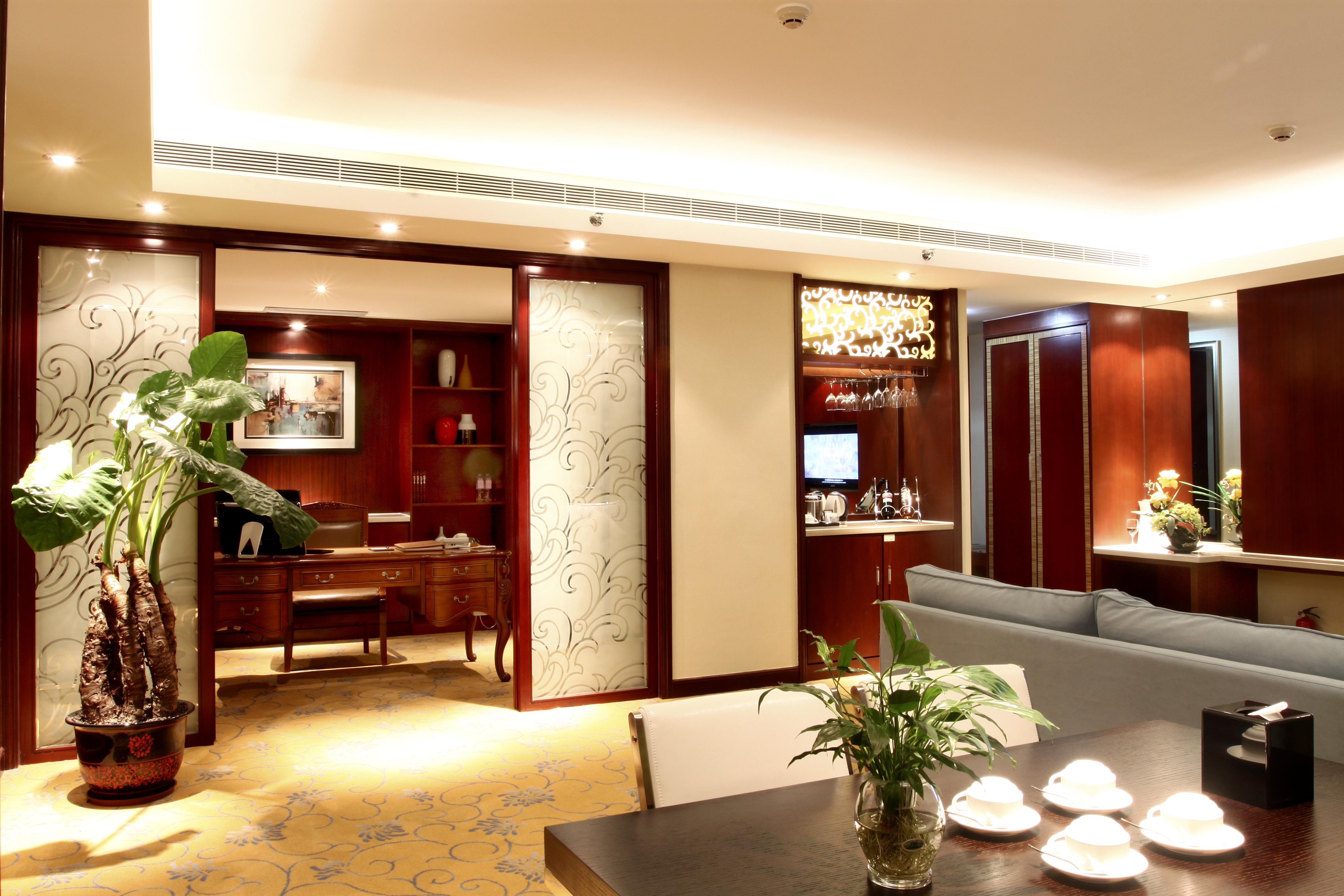 גואנגג'ואו Daysun International Hotel מראה חיצוני תמונה